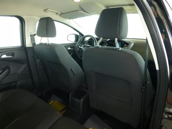 Ford Focus 1,6TDCI-77KW*KLIMATIZACE - foto 19