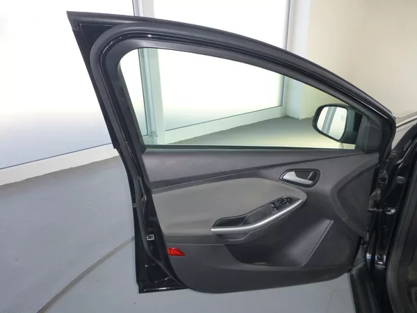 Ford Focus 1,6TDCI-77KW*KLIMATIZACE - foto 9