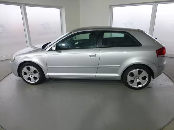Audi A3 2,0TDI*QUATTRO**ALU KOLA**DIGI - foto 8