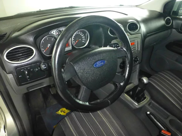 Ford Focus 1,6TDCI-80KW-KLIMATIZACE*TAŽNÉ - foto 9