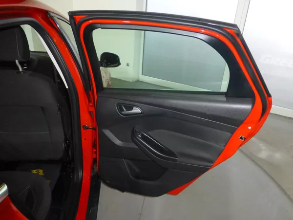 Ford Focus 1,5T-110KW*ALU*PARK.S*PŮVOD ČR - foto 19