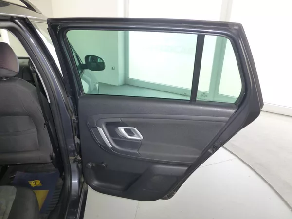 Škoda Fabia 1,4i-63KW-KLIMATIZACE*ALU KOLA - foto 15