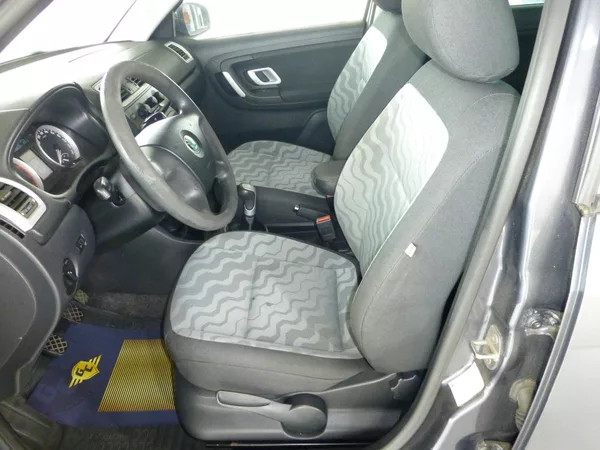 Škoda Fabia 1,4i-63KW-KLIMATIZACE*ALU KOLA - foto 8