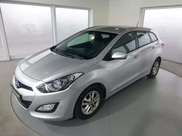Hyundai i30 1,6CRDI*ALU**VYHŘ.SED***KAMERA