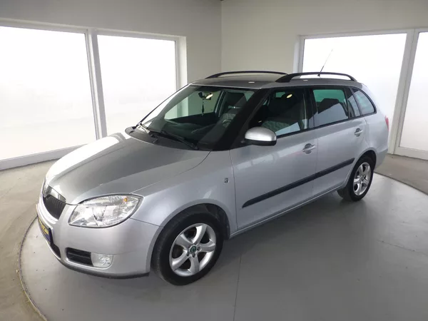 Škoda Fabia 1,6i-77KW**DSG**KLIMA**PARK.S*