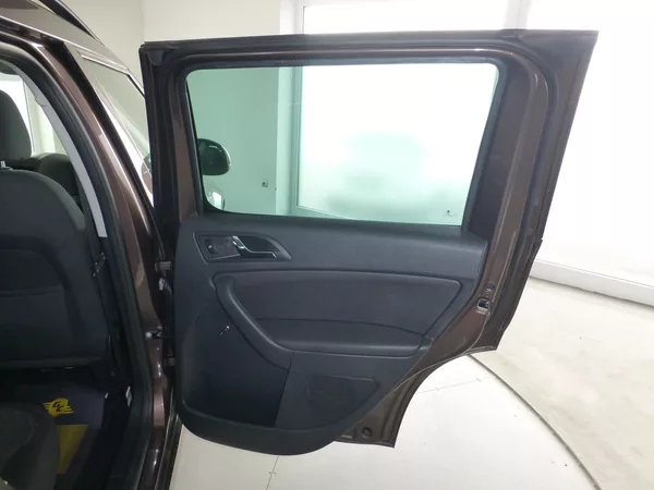 Škoda Yeti 1,2TSI*TAŽ**NAV*PARK S**XENONY - foto 23