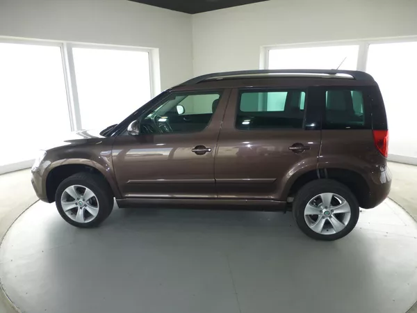 Škoda Yeti 1,2TSI*TAŽ**NAV*PARK S**XENONY - foto 9