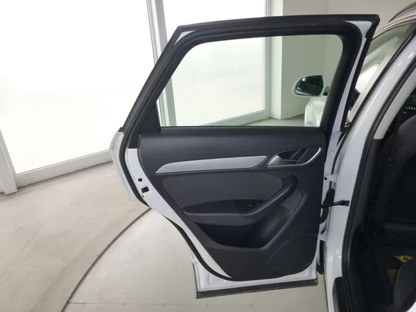 Audi Q3 - foto 15