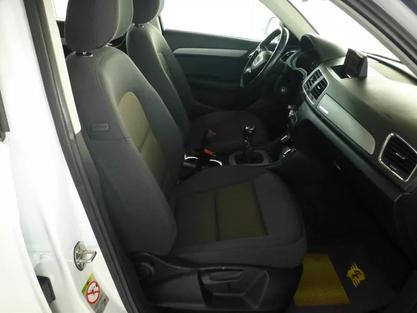Audi Q3 - foto 21