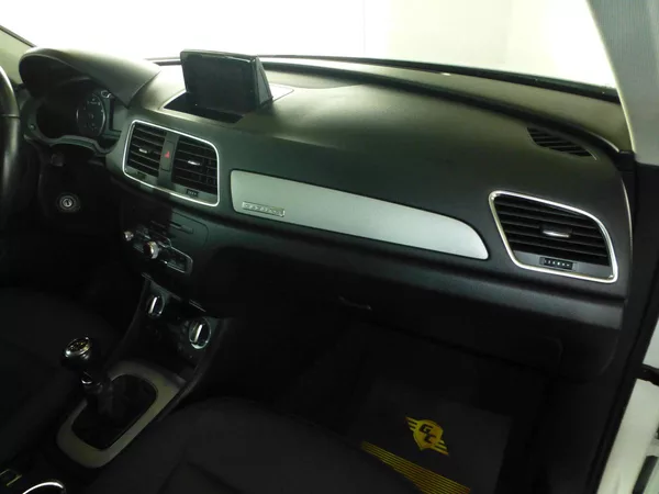 Audi Q3 - foto 22