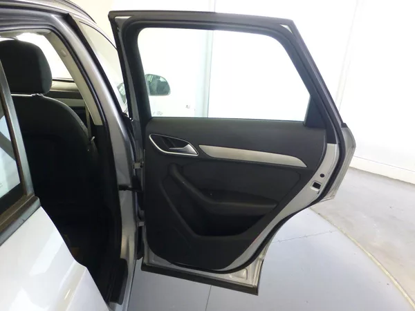 Audi Q3 2,0TSI-125KW*NAVI**PARK.S**4X4 - foto 19