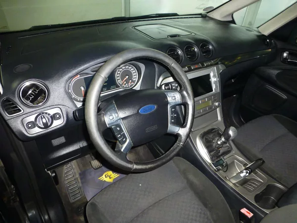 Ford Galaxy 2,0TDI*NAVI**TZ*VYHŘ.SED*7MÍST - foto 12