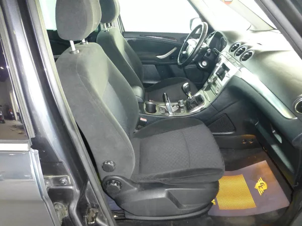 Ford Galaxy 2,0TDI*NAVI**TZ*VYHŘ.SED*7MÍST - foto 20