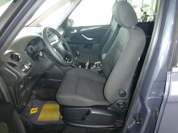 Ford Galaxy 2,0TDI*DIGI**TZ*VYHŘ.SED*7MÍST - foto 10