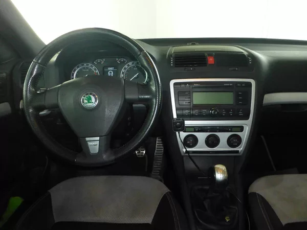 Škoda Octavia RS 2,0TDI-125KW*VYHŘ.S**XENONY - foto 17