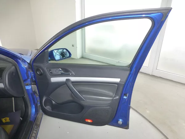 Škoda Octavia RS 2,0TDI-125KW*VYHŘ.S**XENONY - foto 18
