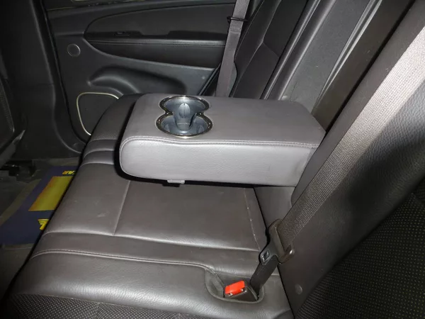 Jeep Grand Cherokee 3,0CRDI*VYHŘ.S*PARK.KAME*XENON - foto 17