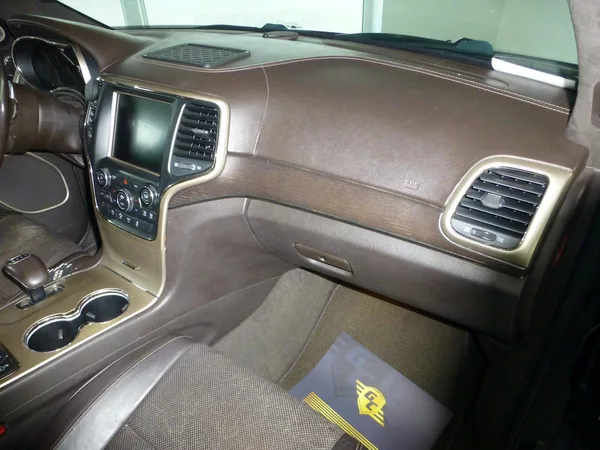 Jeep Grand Cherokee 3,0CRDI*VYHŘ.S*PARK.KAME*XENON - foto 22