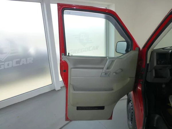 Volkswagen Transporter 2,5TDI*NEZ.TOPENÍ-SPANÍ**TZ-2T - foto 10