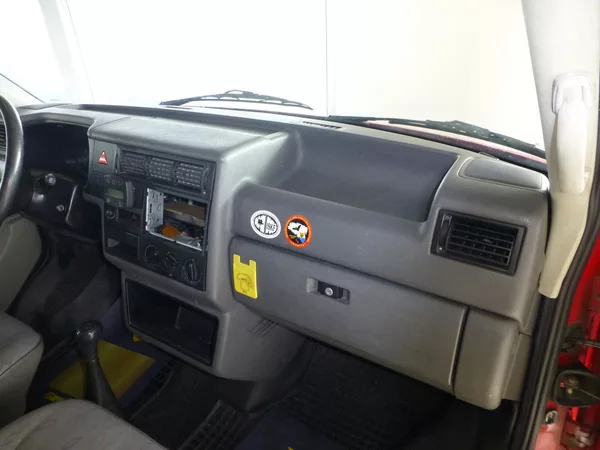 Volkswagen Transporter 2,5TDI*NEZ.TOPENÍ-SPANÍ**TZ-2T - foto 16