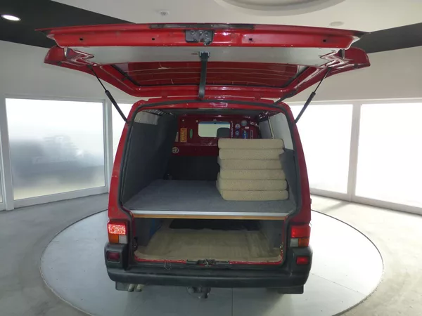 Volkswagen Transporter 2,5TDI*NEZ.TOPENÍ-SPANÍ**TZ-2T - foto 19