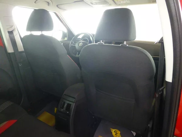 Škoda Yeti 1,2TSI*81KW*ALU*TAŽNÉ**PARK S. - foto 20