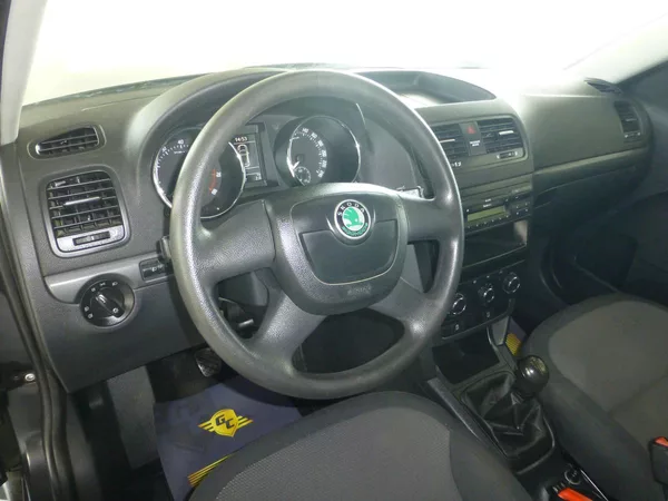 Škoda Yeti 1,2TSI**77KW**KLIMATIZACE - foto 12