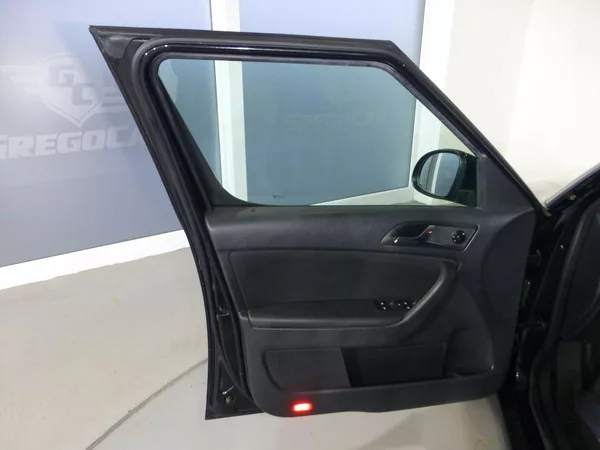 Škoda Yeti 1,2TSI-77KW*DIGI*PARK S*VYHŘ.S - foto 10
