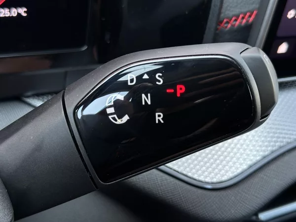 Škoda Fabia 1.0TSi DSG Monte Carlo 116PS B - foto 20