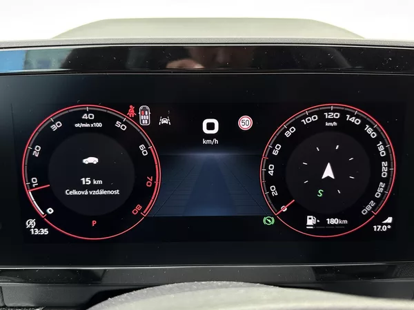 Škoda Fabia 1.0TSi DSG Monte Carlo 116PS B - foto 22