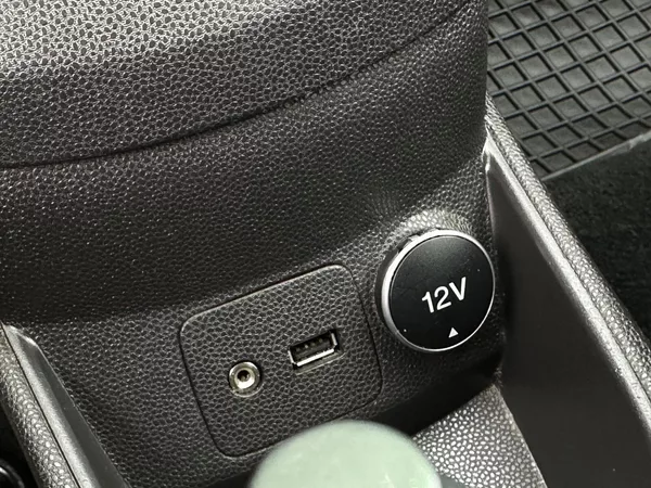 Ford Fiesta 1.0 EB 74kW KLIMA Tempomat PDC - foto 28