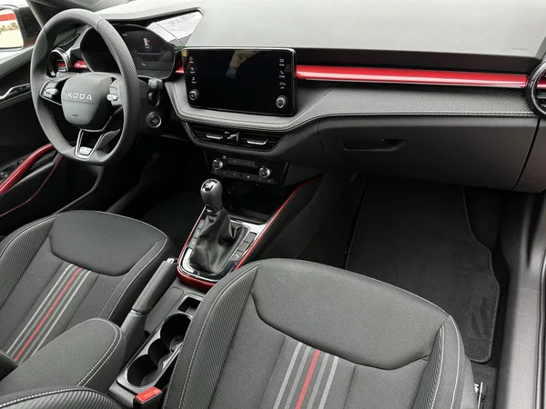 Škoda Kamiq 1.0TSi Monte Carlo 116PS Matri - foto 38
