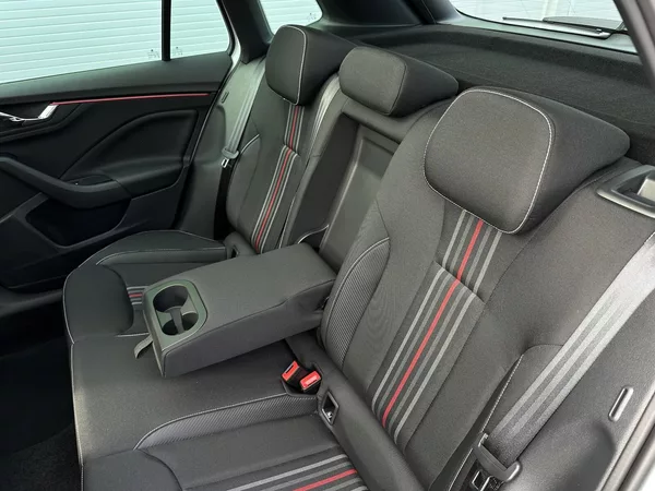 Škoda Kamiq 1.0TSi Monte Carlo 116PS Matri - foto 40