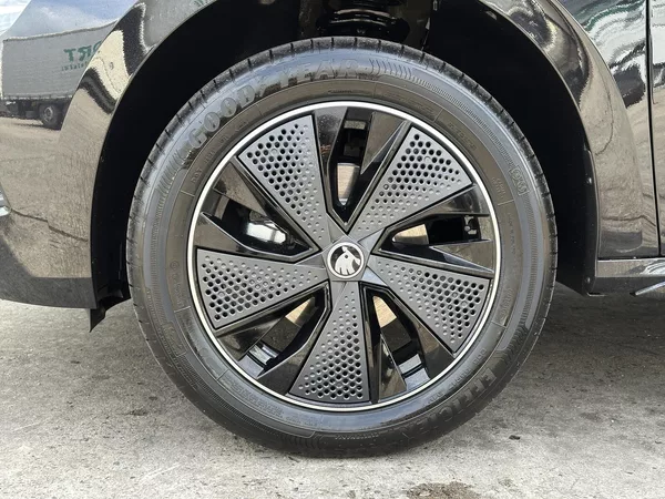 Škoda Kamiq 1.0TSi DSG Monte Carlo 116PS M - foto 10