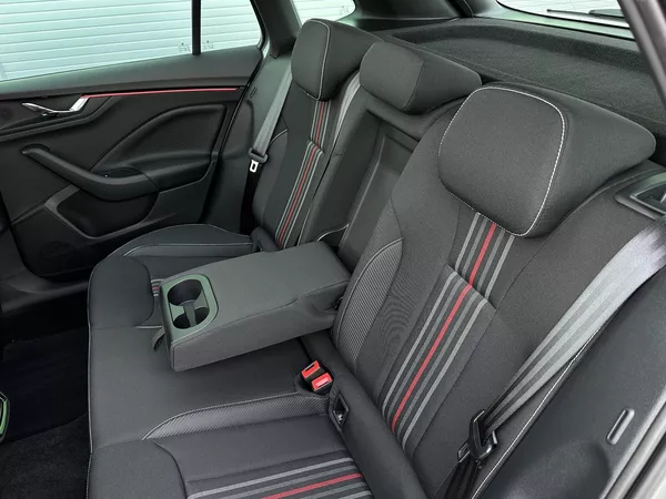 Škoda Kamiq 1.0TSi Monte Carlo 116PS Matri - foto 39