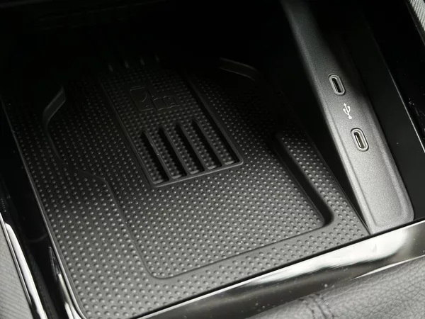 Škoda Kamiq 1.0TSi Monte Carlo 116PS Matri - foto 36