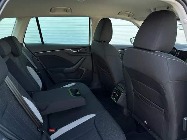 Škoda Kamiq 1.0TSi Monte Carlo 116PS Matri - foto 40