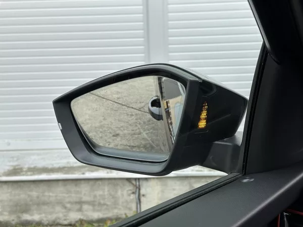 Škoda Kamiq 1.0TSi Monte Carlo 116PS Matri - foto 9