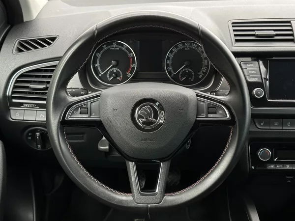 Škoda Fabia 1.0TSi Style PLUS 110PS KAMERA - foto 21