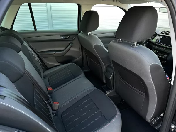 Škoda Fabia 1.0TSi Style PLUS 110PS KAMERA - foto 35