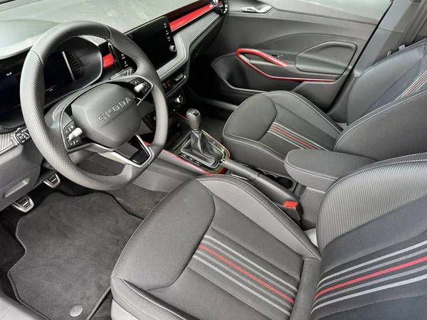 Škoda Fabia 1.0TSi Monte Carlo 116PS V.Coc - foto 9