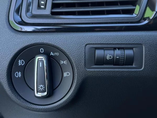 Škoda Rapid 1.4TSi DSG Spaceback USB Bi-Xe - foto 14