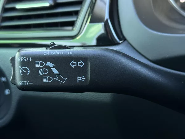 Škoda Rapid 1.4TSi DSG Spaceback USB Bi-Xe - foto 15