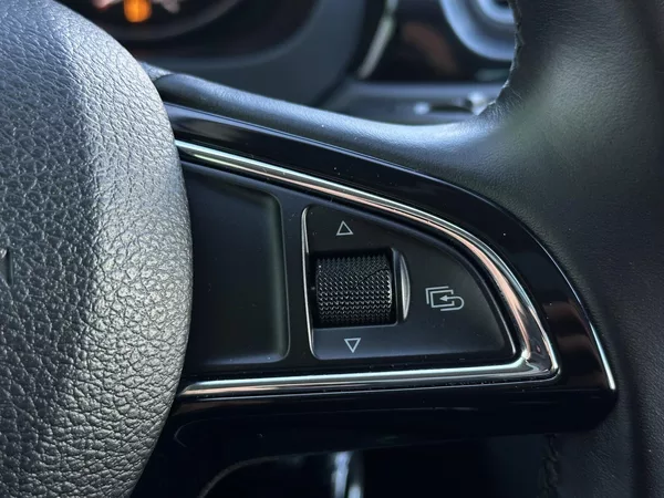 Škoda Rapid 1.4TSi DSG Spaceback USB Bi-Xe - foto 17