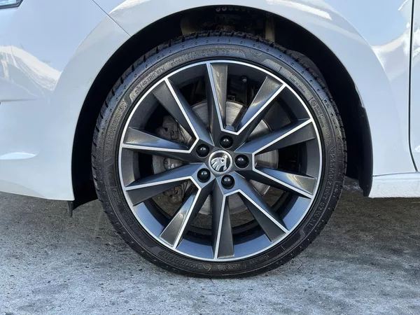 Škoda Rapid 1.4TSi DSG Spaceback USB Bi-Xe - foto 8
