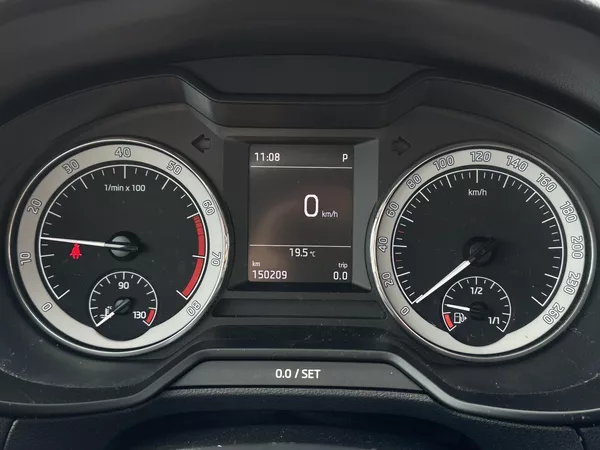 Škoda Octavia Combi 1.0TSi DSG Smartlink 2Z. - foto 19