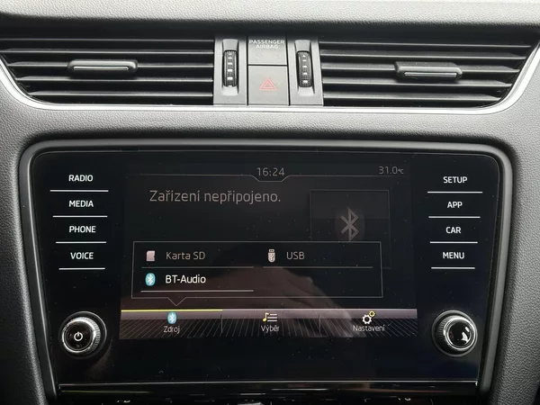 Škoda Octavia Combi 1.0TSi DSG Smartlink 2Z. - foto 23