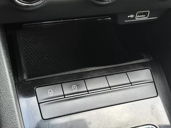 Škoda Octavia Combi 1.0TSi DSG Smartlink 2Z. - foto 29
