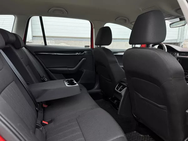 Škoda Octavia Combi 1.0TSi DSG Smartlink 2Z. - foto 34