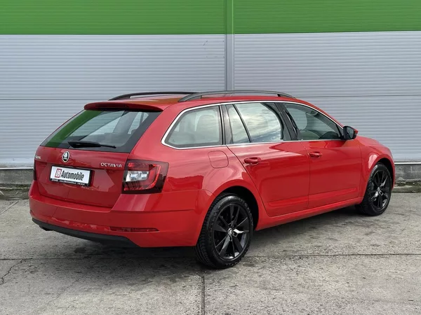 Škoda Octavia Combi 1.0TSi DSG Smartlink 2Z. - foto 4